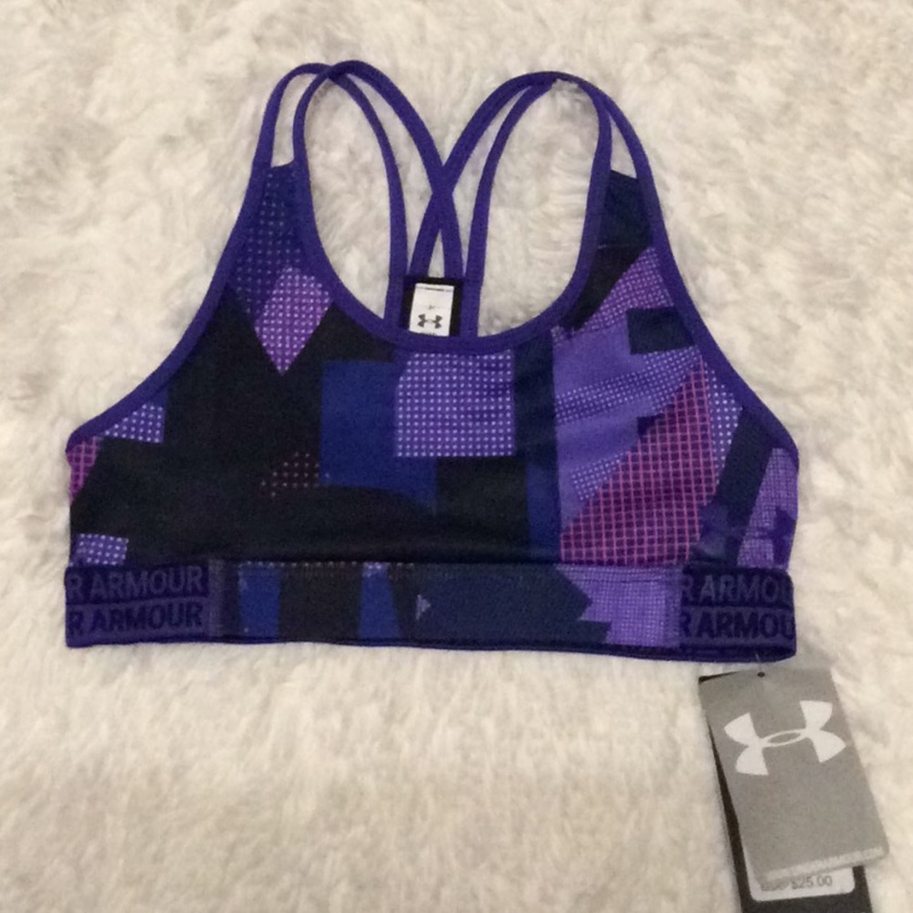 NWT (size- Youth Medium) Under Armour Sports Bra